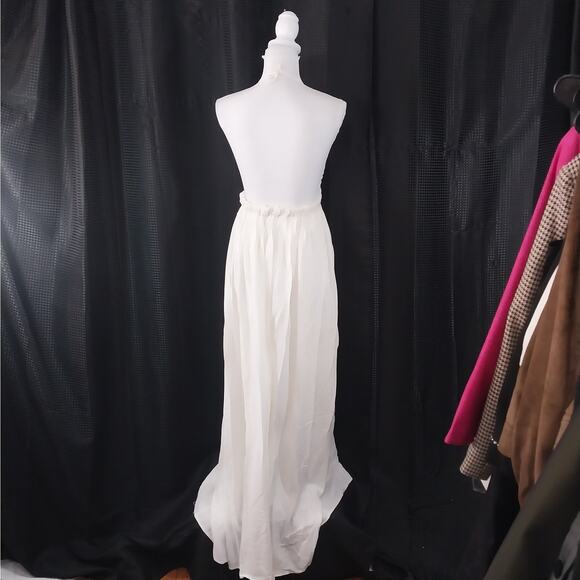 WINDSOR! STUNNING HOT BOHO CHIC CROCHET TOP, WHITE & CREAM MAXI DRESS! SZ S - Picture 5 of 11